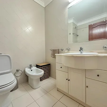 Ee - With Pool And Garden Apartment *