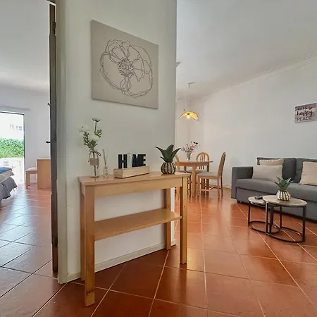 Apartment Ee - With Pool And Garden Portimao